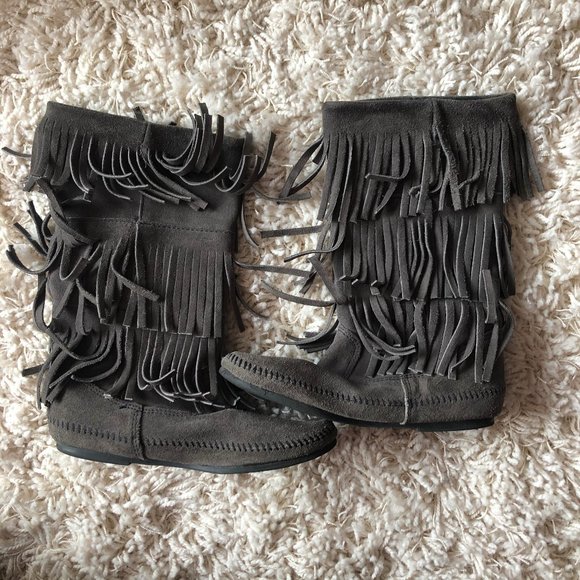 Minnetonka Shoes - Tall Minnetonka Grey Fringe Boot
